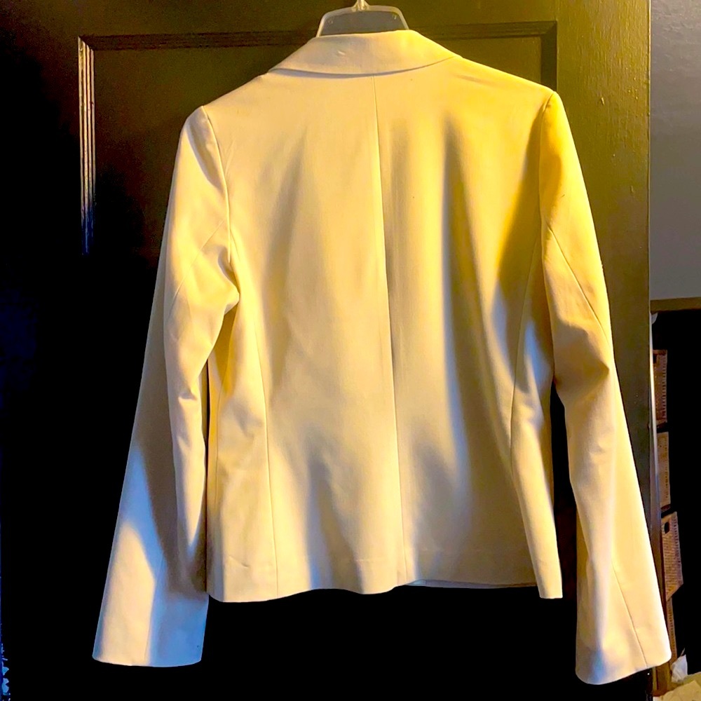 Frenchi 🌺Spring 🌺  Blazer | Off-White - Picture 2 of 5